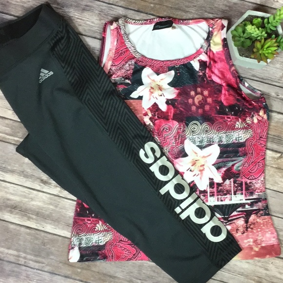 adidas Pants - Adidas logo tech fit Capri sz M